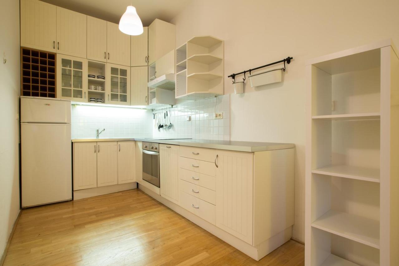 Elegant Apartment With Free Garage In The Center Of Prag Eksteriør billede